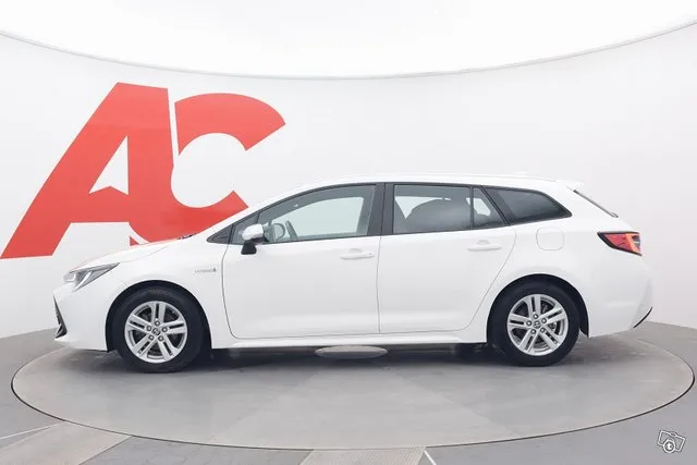 Toyota Corolla Touring Sports 1,8 Hybrid Active Edition - LO Image 2